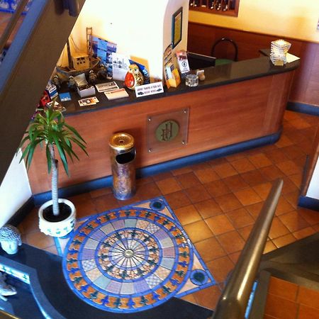 Hotel Potenza Naples Luaran gambar
