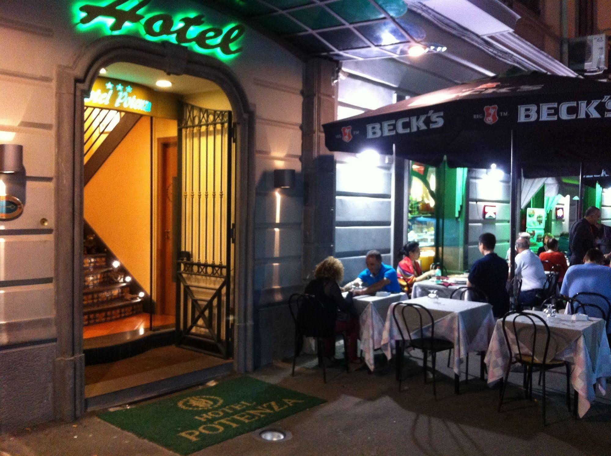 Hotel Potenza Naples Luaran gambar
