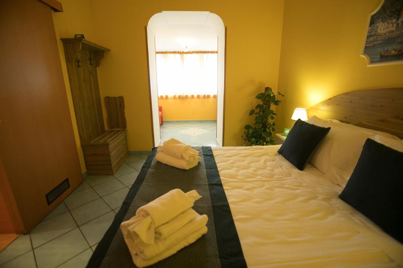 Hotel Potenza Naples Luaran gambar