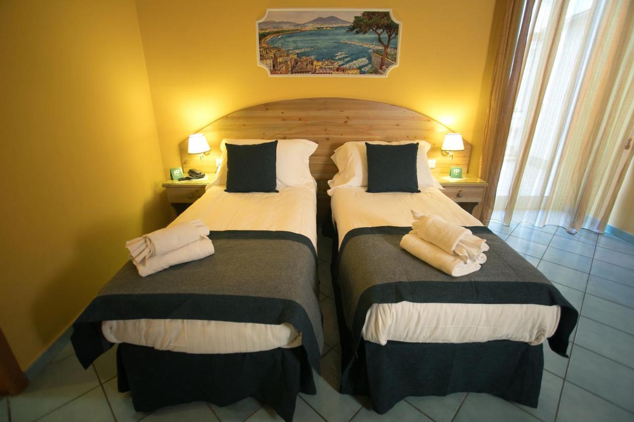 Hotel Potenza Naples Luaran gambar